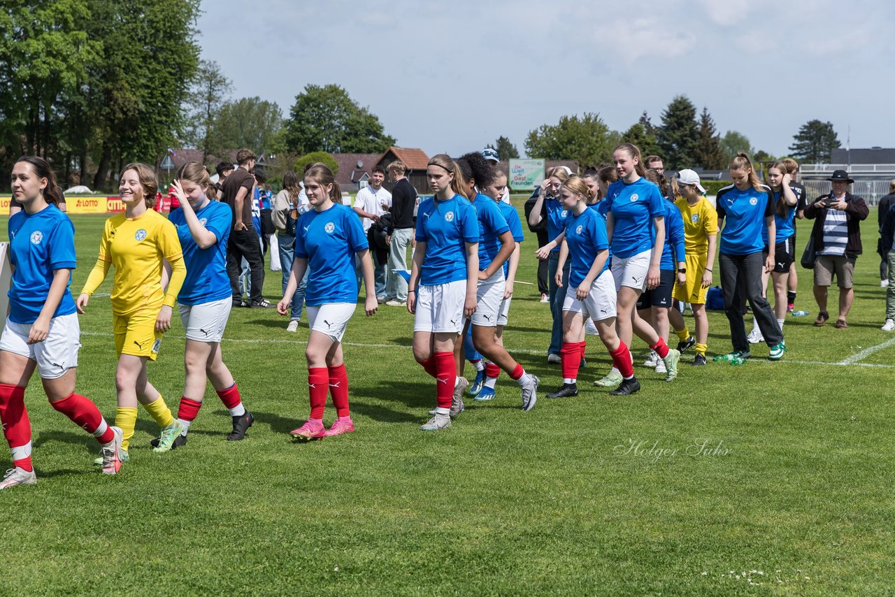 Bild 85 - wBJ SH-Pokalfinale  Holstein-Kiel - SV Viktoria : Ergebnis: 1:0